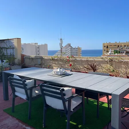 Luxury - 550 M2 Penthouse - Jacuzzi, Golf & בנאלמדנה