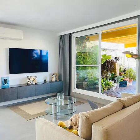 Apartment Luxury - 550 M2 Penthouse - Jacuzzi, Golf & *